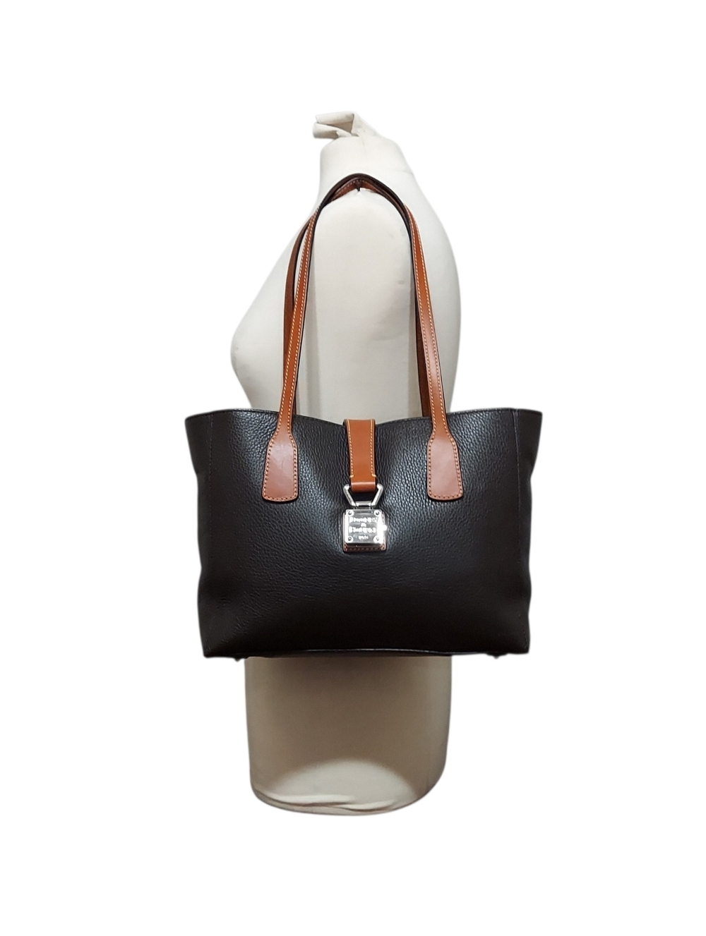 Dooney & Bourke Shannon Plum Leather Shoulder Bag Very Gently Loved
